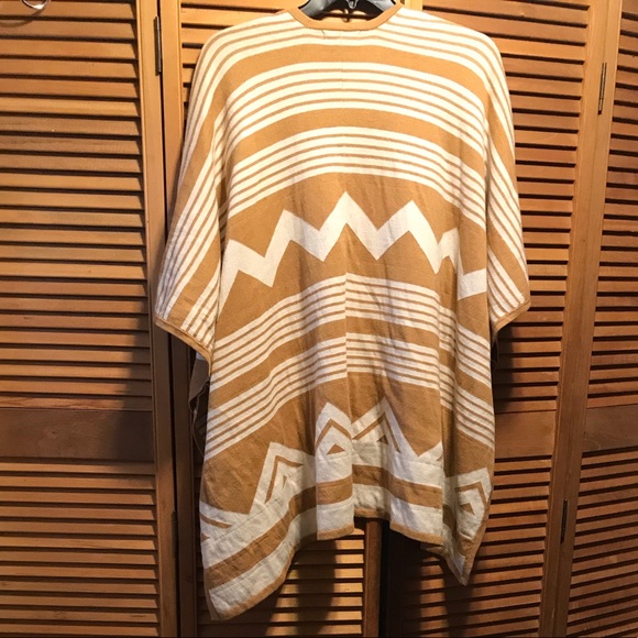 Mossimo Tan & Cream Striped Knit Sweater Poncho - Picture 10 of 12